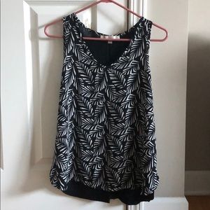 Cute Palm Leaf Vacation Top